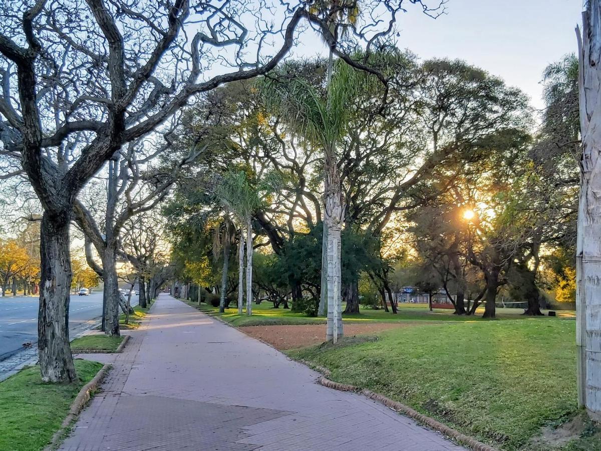 Palermo Chico Castex 2 Pax 10Min Aeroparque 100M Mater Dei Apartment Buenos Aires Luaran gambar