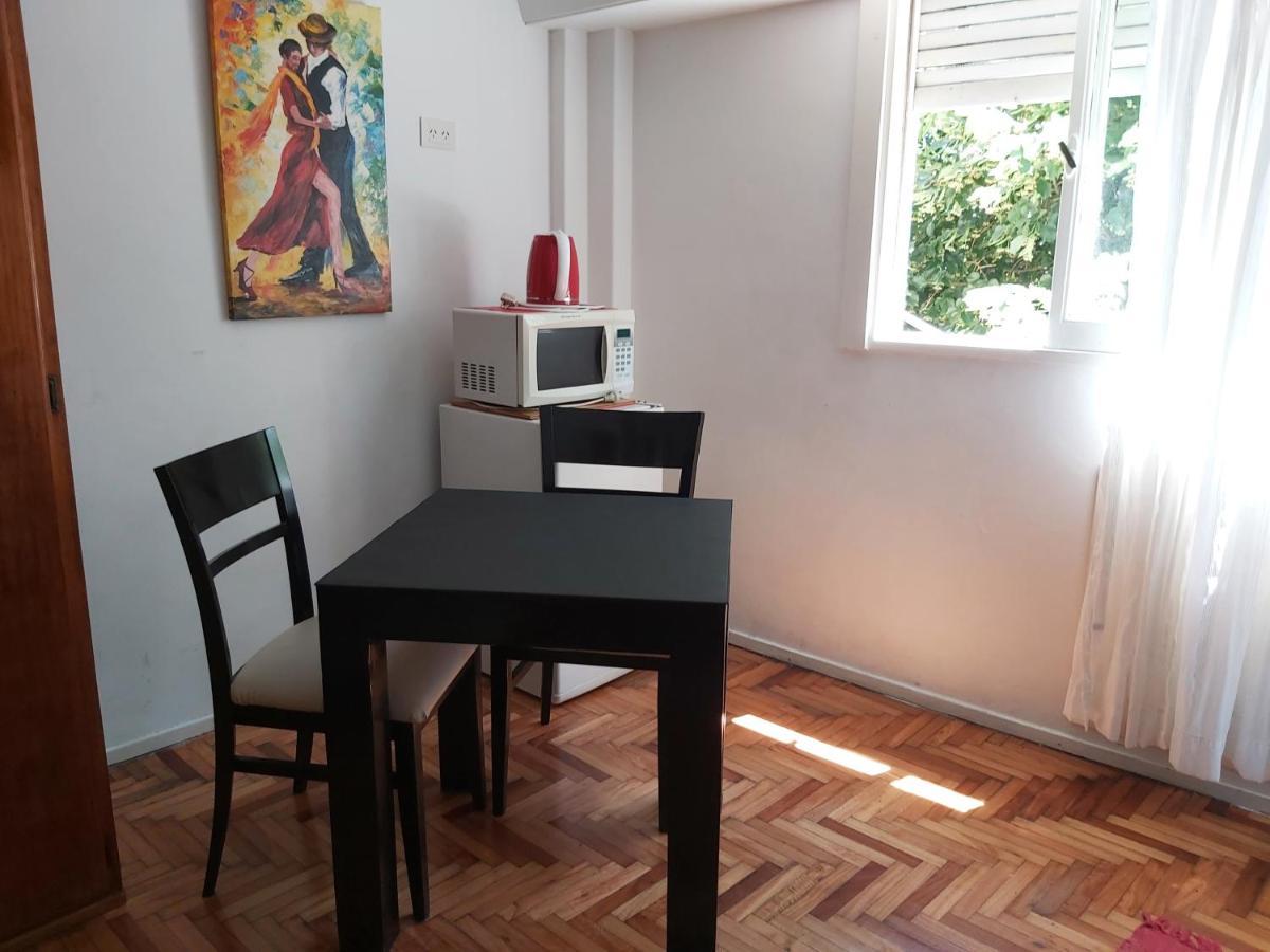 Palermo Chico Castex 2 Pax 10Min Aeroparque 100M Mater Dei Apartment Buenos Aires Luaran gambar